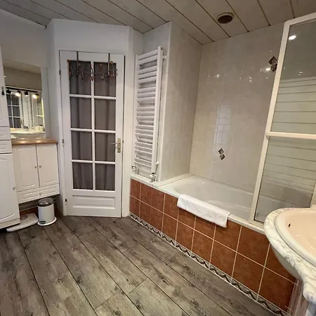 Apartment Azurite, Appt Calme Avec Vue Sur Le Port