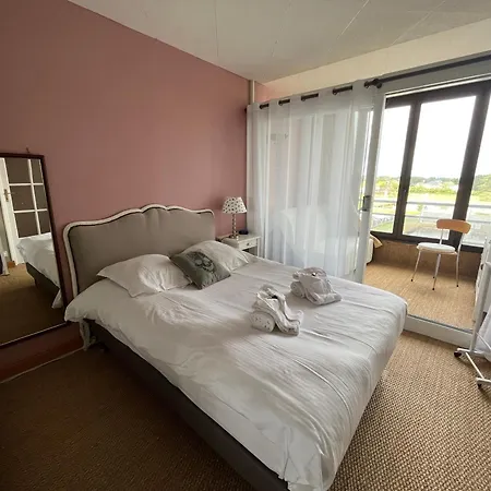 Azurite, Appt Calme Avec Vue Sur Le Port Apartment Courseulles-sur-Mer